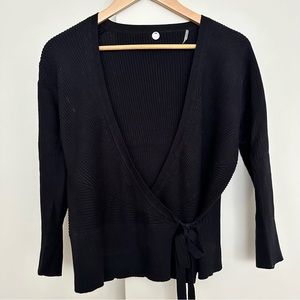 Margaret O’Leary Ballet Wrap Sweater - black knit v neck size large